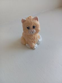 Vintage Pound Kitty