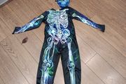 Skeleton costume