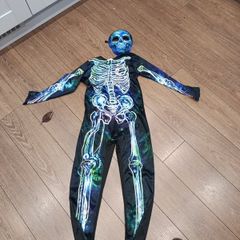 Skeleton costume