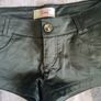 Dark green shorts from bershka Image 2