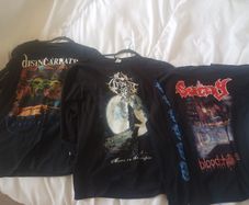 Metal shirts and long sleeves