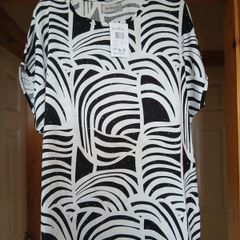 Women's blouse size 14/16