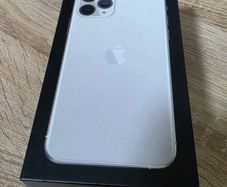 Apple iPhone 11 Pro empty box