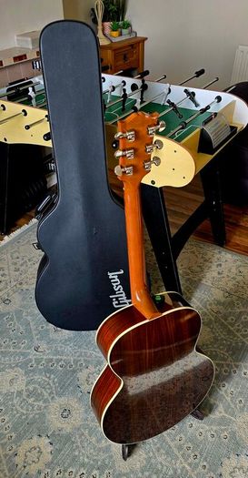 Gibson SJ-200 Studio Rosewood,  2022, with LRBaggs pickup