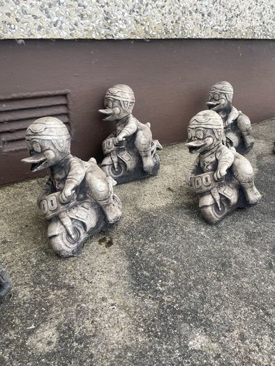 garden ornaments
