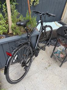 Raleigh Hybrid Bike Excellent Condition