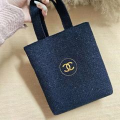 Mini tote bag Chanel