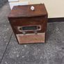 antique radio Image 2