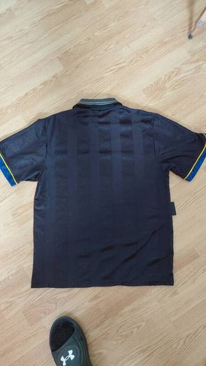 Authentic 1993-1995 Manchester United Away Shirt (Umbro)