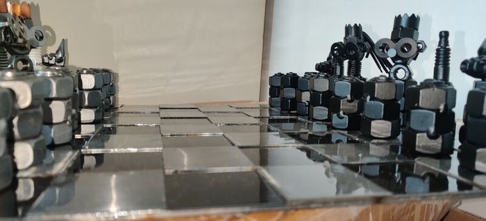 Hand-welded chees