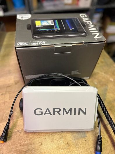 Fish finder Garmin ECHOMAP UHD2 75sv