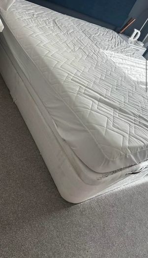 King size bed