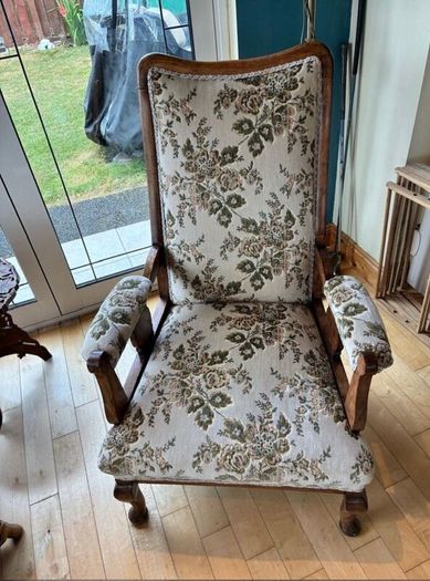 Traditional 3 Piece Chaise Lounge & Armchair Suite