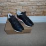 Reebok trainers on fur size 5.5 Image 4