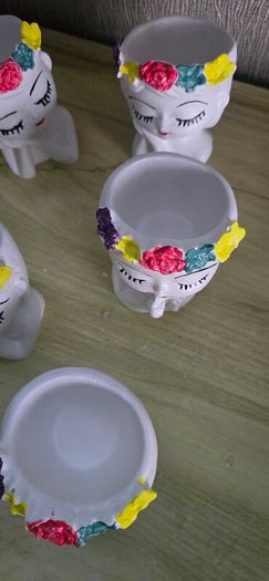 small (girl pot)