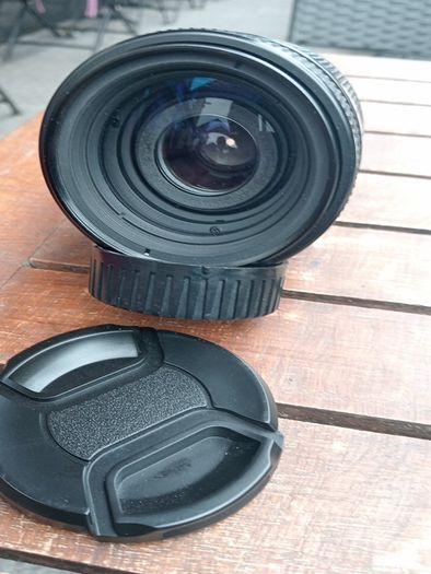 nikon 70-210mm .