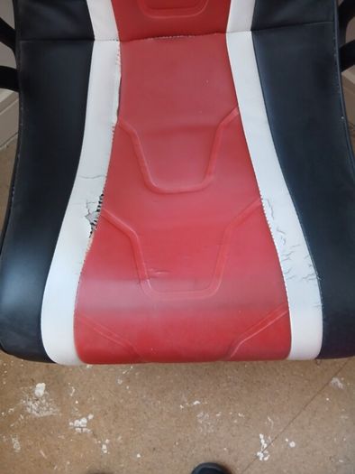 gaming chair free