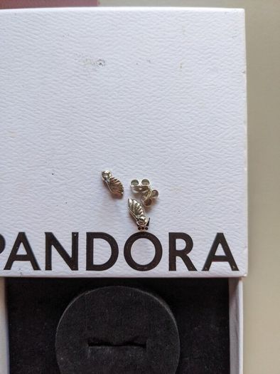 Pandora angel wings stud