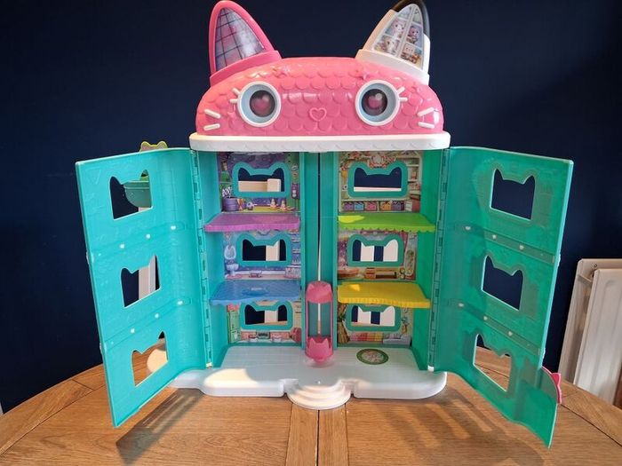 Gabby's Dollhouse