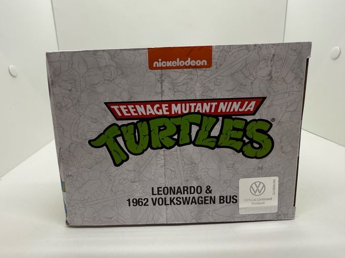 Jada 1:24 TMNT Teenage Mutant Ninja Turtles LEONARDO & 1962 VOLKSWAGEN VW BUS Model diecast die cast