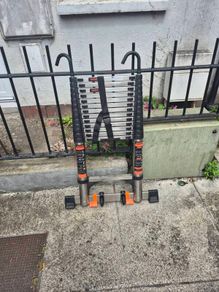 telescopic ladder