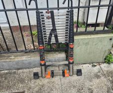 telescopic ladder