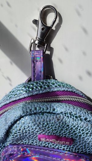 New - A SMIGGLE Mini Collectable Keyring - A Mini Backpack / Schoolbag - #