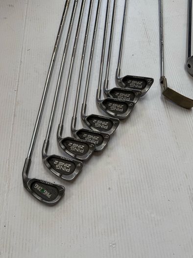 set golf clubs