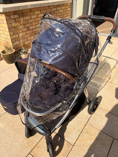 Mamas & Papas Bassinet and Pushchair