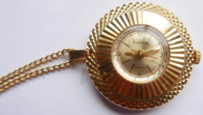 Vintage gold-plated Simca Antimagnetic Pendant Mechanical Watch W/necklace.(works well)