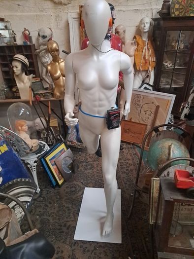 Running Female Mannequin