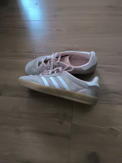 Adidas,women shoes, used but very good condition, size 38, UK 5