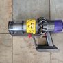 Dyson v10 man unit Image 2