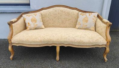Ornamental Sofa