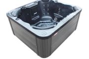 Brand New Georgia Bluetooth 4-6 Person Hot Tub