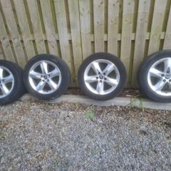 Ford alloys wheels