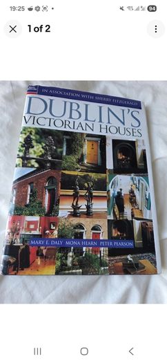 Dublin's Victorian Houses by Peter Pearson