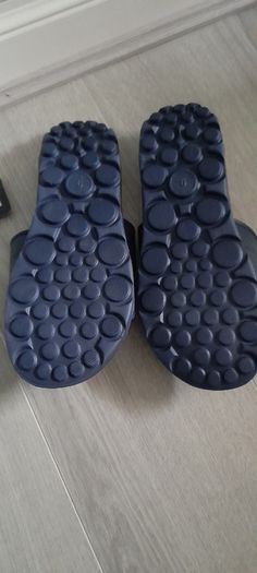 O'neills Pool shoes/Sliders-Brand New
