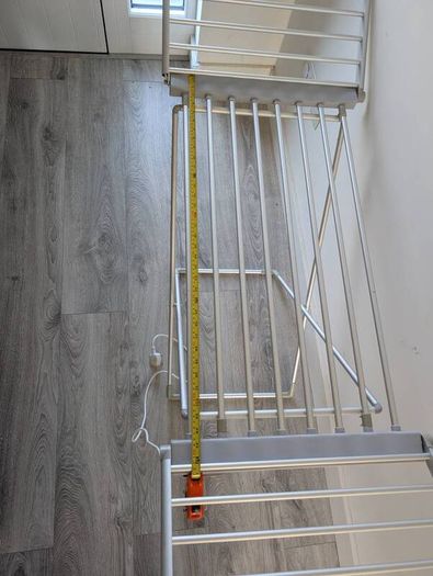 Electric drying rack