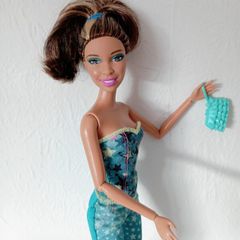 Barbie fashionista Nikki doll
