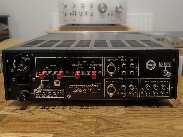 Marantz 1040 integrated stereo amplifier hifi High End