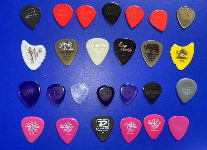 Guitar Picks Plectrums Jim Dunlop jazz III Tortex