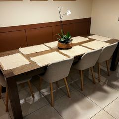 Extendable Dining Table