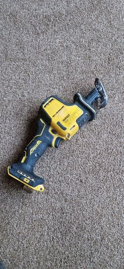 dewalt dcs369