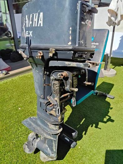 YAMAHA 40HP 2 Stroke Marine Outboard engine - Long Shaft