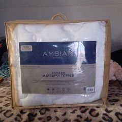 Double Bamboo Mattress Topper, Brand new