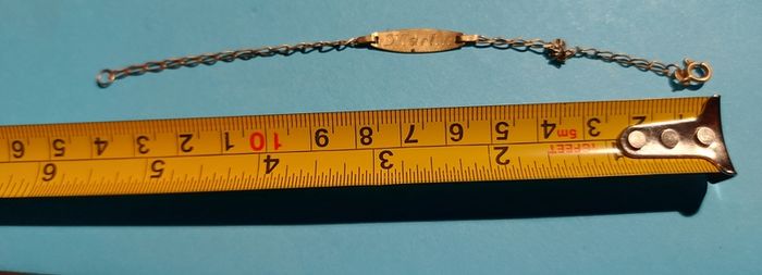 9 Ct  Gold Bracelet  1.7g