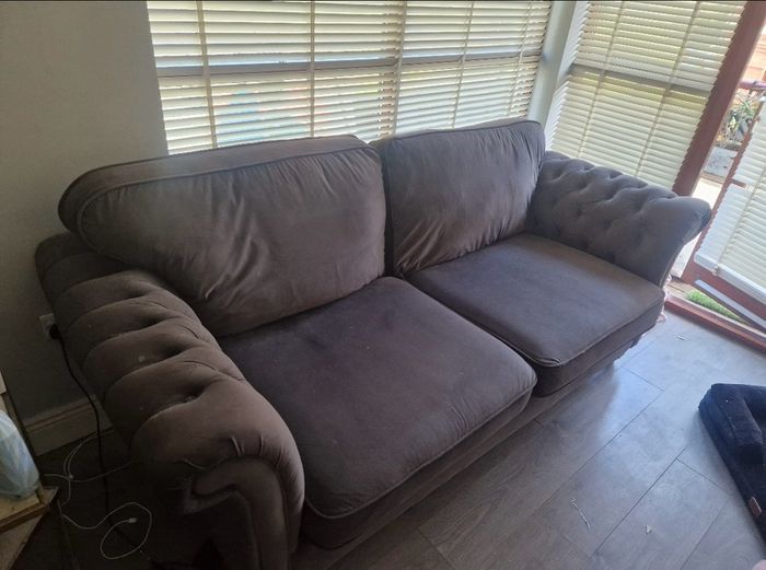 Bespoke Shanley Interiors Suite 3 Seater and 2 Seater