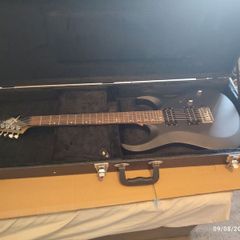 Cort X1 electric guitar with case