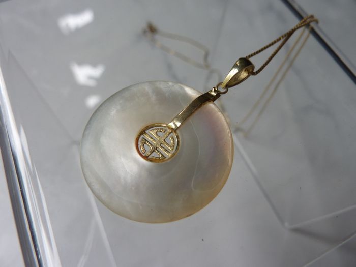 14ct Gold Mother of Pearl Pendant and 9ct Gold Chain Necklace. Chinese Character Design.